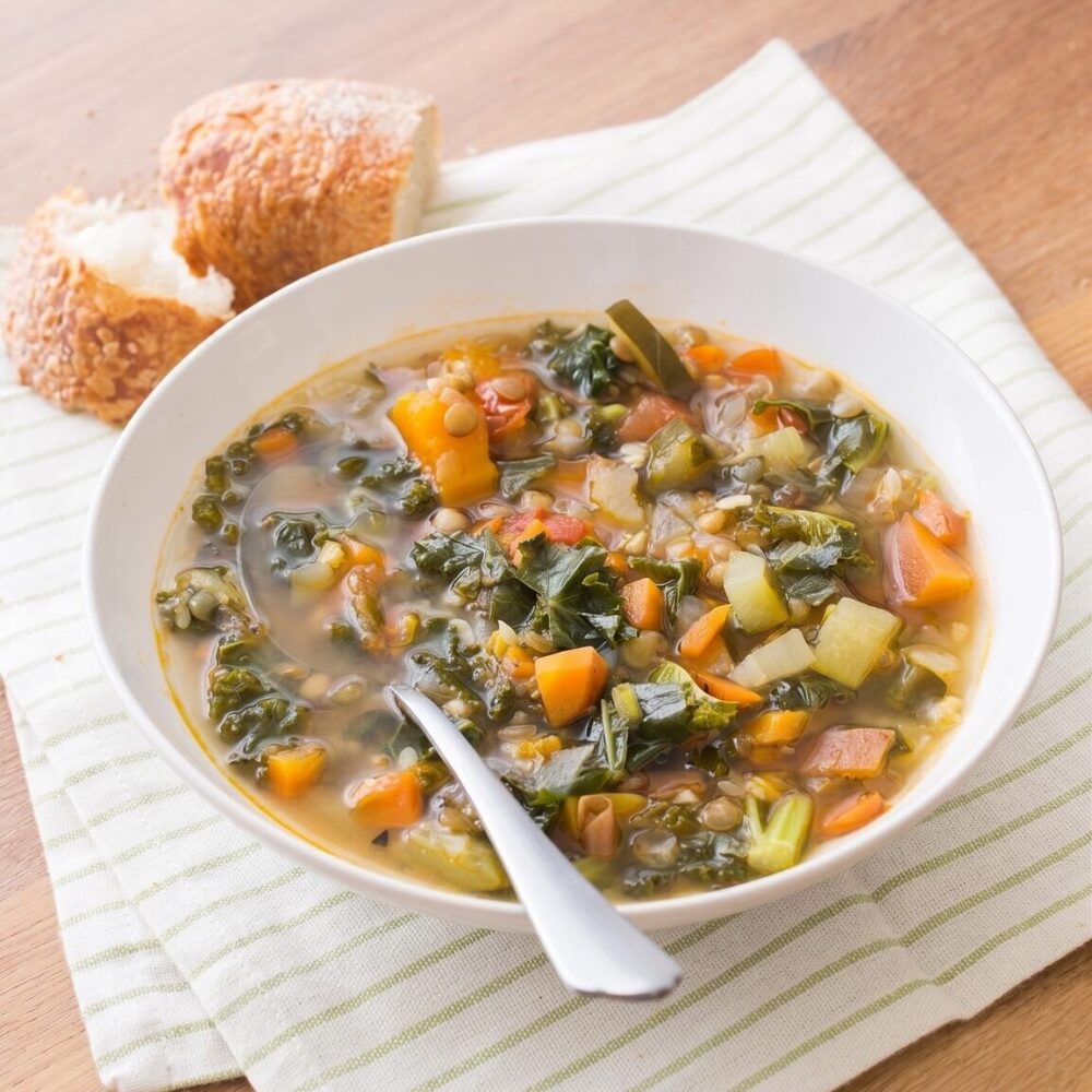 Lentil Minestrone Soup (featured)