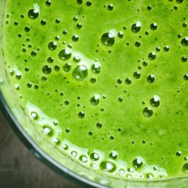 Spinach & Avocado Green Smoothie